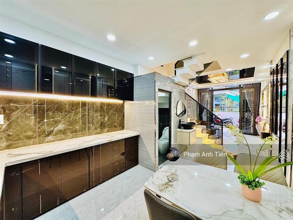 Sốc! 67,5m2 sở hữu nhà trung tâm đường trần đình xu  quận 1. gần bệnh viện răng hàm mặt