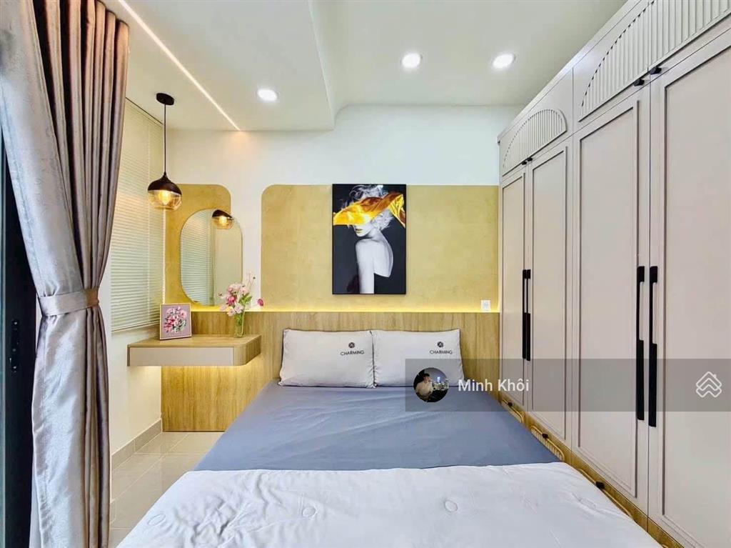 Ra nước ngoài, để lại nhà hồ thị kỷq.10, 63,5m2. gần chợ đêm hồ thị kỷ, cho thuê 18tr
