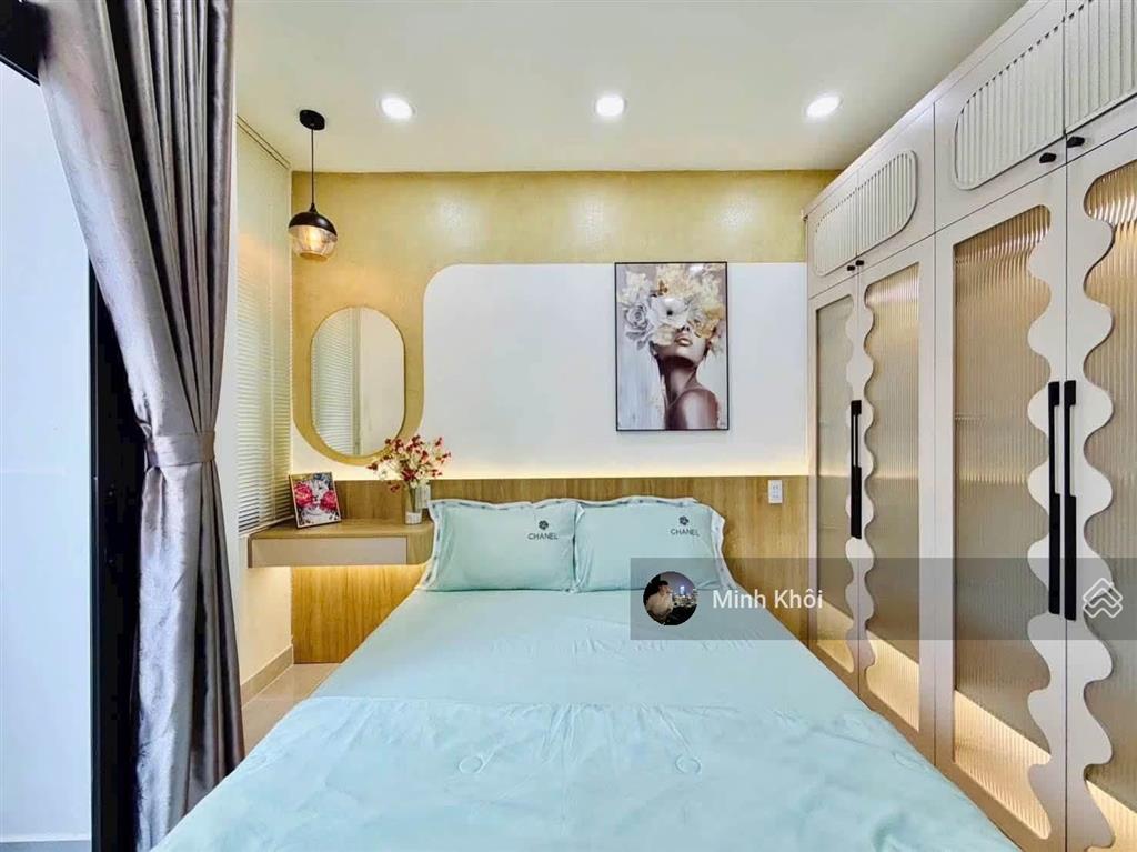 Ra nước ngoài, để lại nhà hồ thị kỷq.10, 63,5m2. gần chợ đêm hồ thị kỷ, cho thuê 18tr