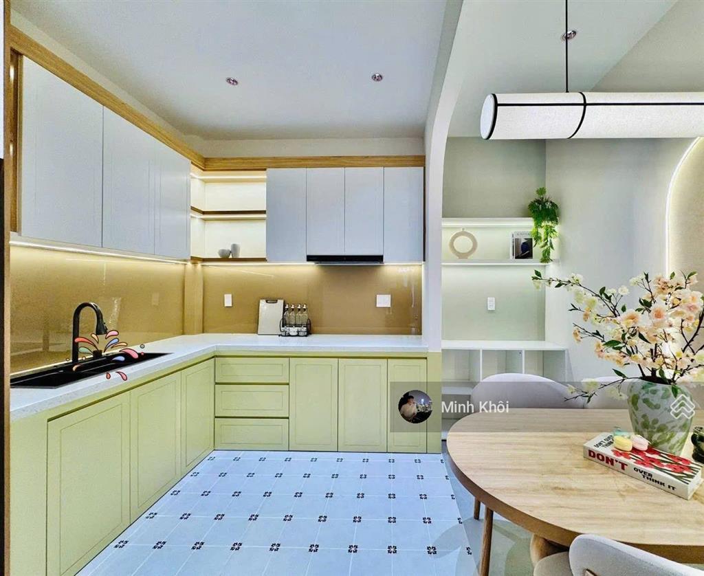 Chính chủ bán nhà phạm ngọc thạchq.3, 73,5m2, gần hồ con rùa. đang cho thuê 24 triệu