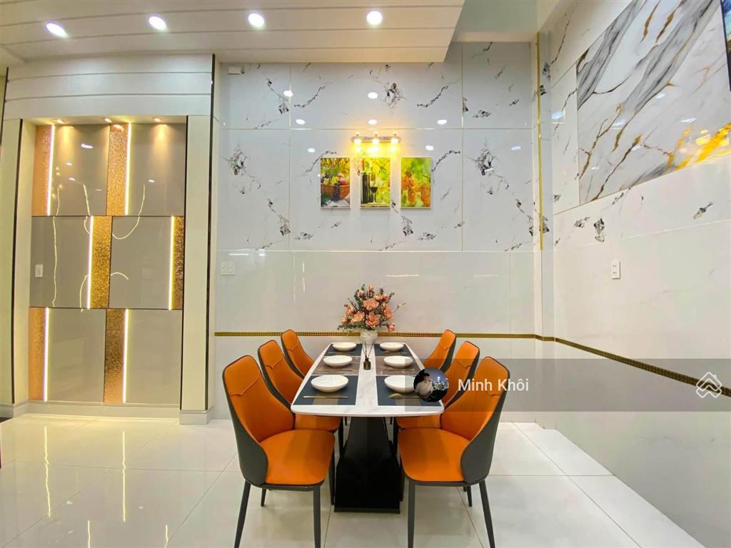Định cư nước ngoài bán nhà lãnh binh thăngq. 11, gần lottemart. 75,3m2, cho thuê 20tr/th