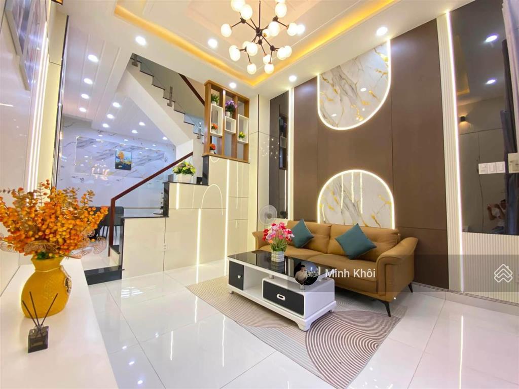 Định cư nước ngoài bán nhà lãnh binh thăngq. 11, gần lottemart. 75,3m2, cho thuê 20tr/th