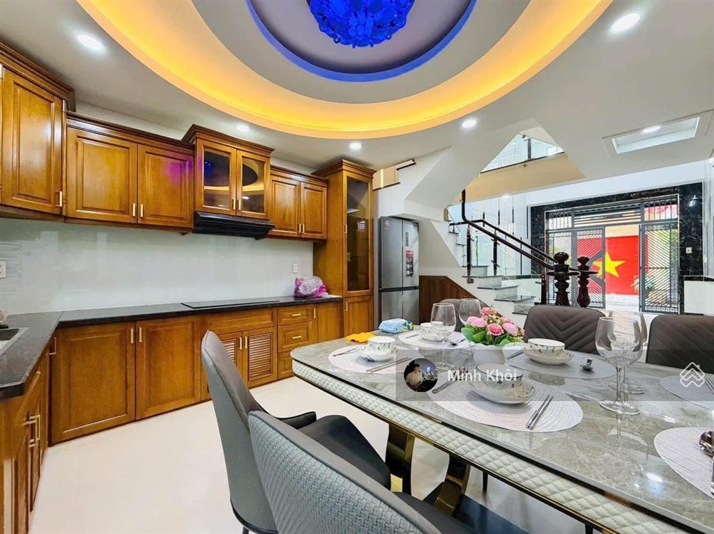 Chính chủ rao bán 65m2 đường nguyễn hồng đào  tân bình gần sân bay. đang cho thuê 25 triệu/th