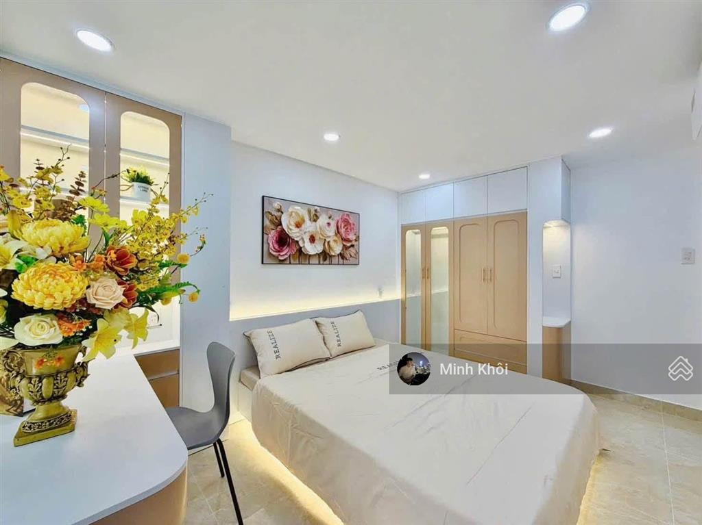 Mặt tiền khủng 5m, đường nguyễn đình chiểuq.3. 75m2, gần vincom 3/2, đang cho thuê 20tr