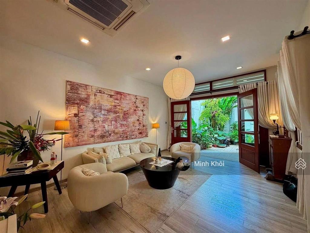 Siêu phẩm cmt8quận 3, diện tích sử dụng 80m2, gần công viên lê thị riêng, cho thuê villa