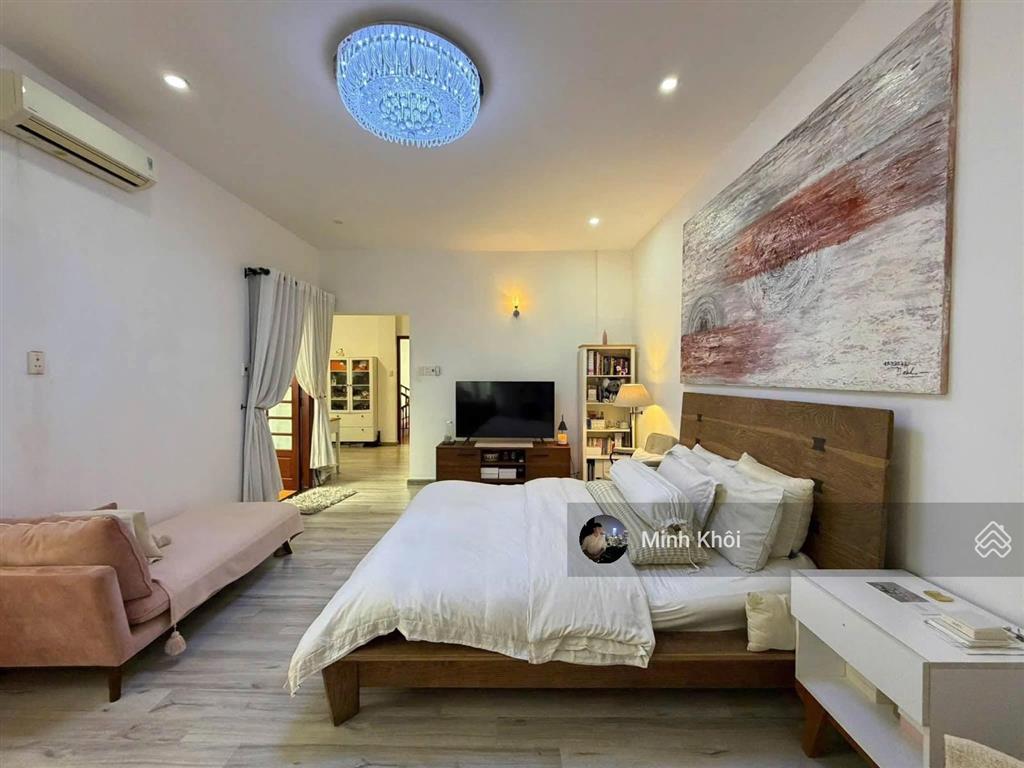 Siêu phẩm cmt8quận 3, diện tích sử dụng 80m2, gần công viên lê thị riêng, cho thuê villa