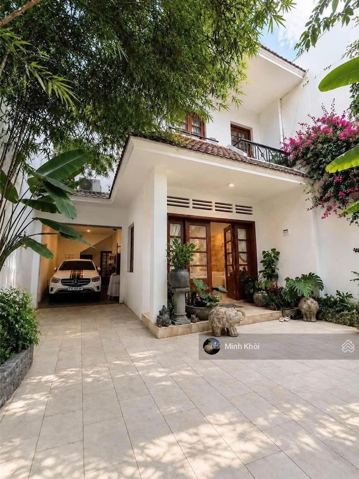 Siêu phẩm cmt8quận 3, diện tích sử dụng 80m2, gần công viên lê thị riêng, cho thuê villa