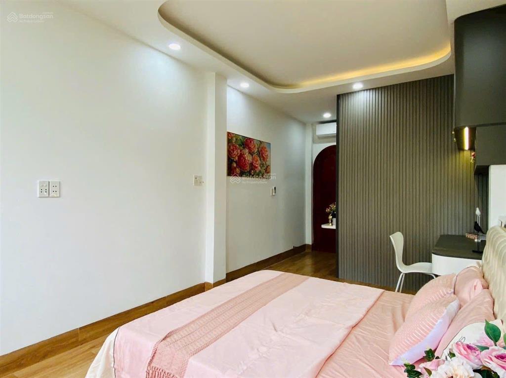 Cực phẩm giá đẹp 3tỷ890/70m2 ngay đường quốc hương  q.2. đang cho thuê 18tr cách đh văn hoá 100m