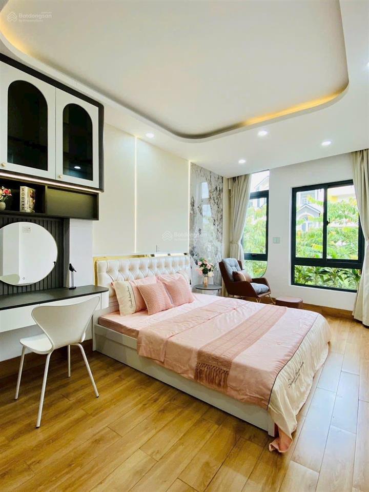 Cực phẩm giá đẹp 3tỷ890/70m2 ngay đường quốc hương  q.2. đang cho thuê 18tr cách đh văn hoá 100m