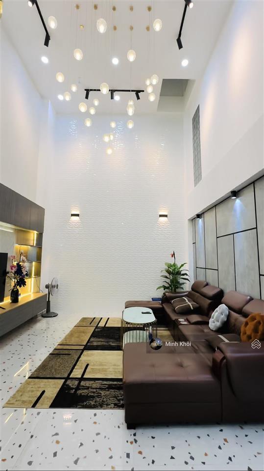 Đường xe hơi trường saquận 3, kế chợ nguyễn văn trỗi. giá 3tỷ250/72m2. đang cho thuê 20 triệu/th