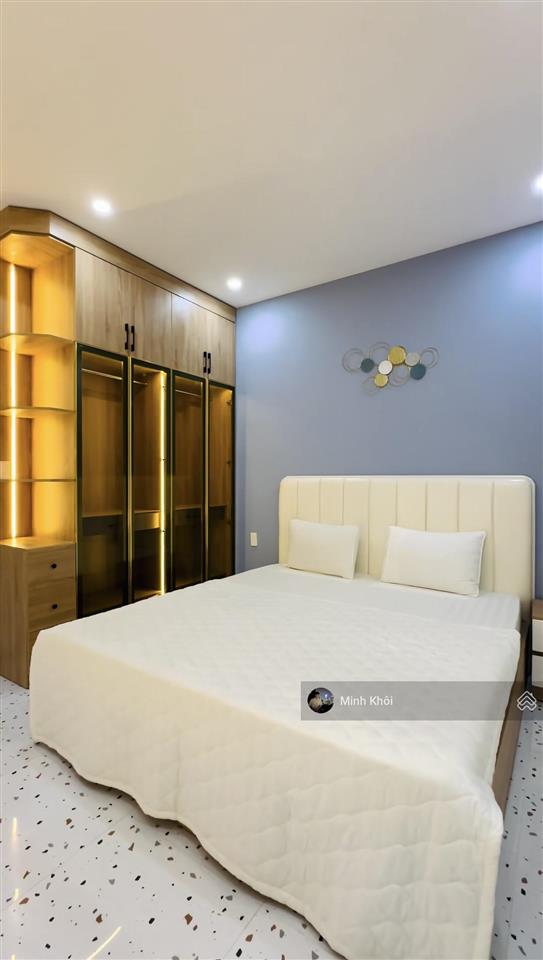 Đường xe hơi trường saquận 3, kế chợ nguyễn văn trỗi. giá 3tỷ250/72m2. đang cho thuê 20 triệu/th