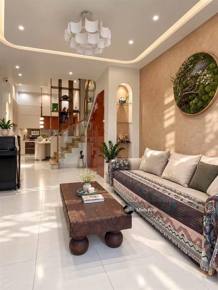 Siêu phẩm trung tâm phú nhuậnthích quảng đức, gần sân bay. giá 3t.y450 đang cho thuê 15tr/tháng