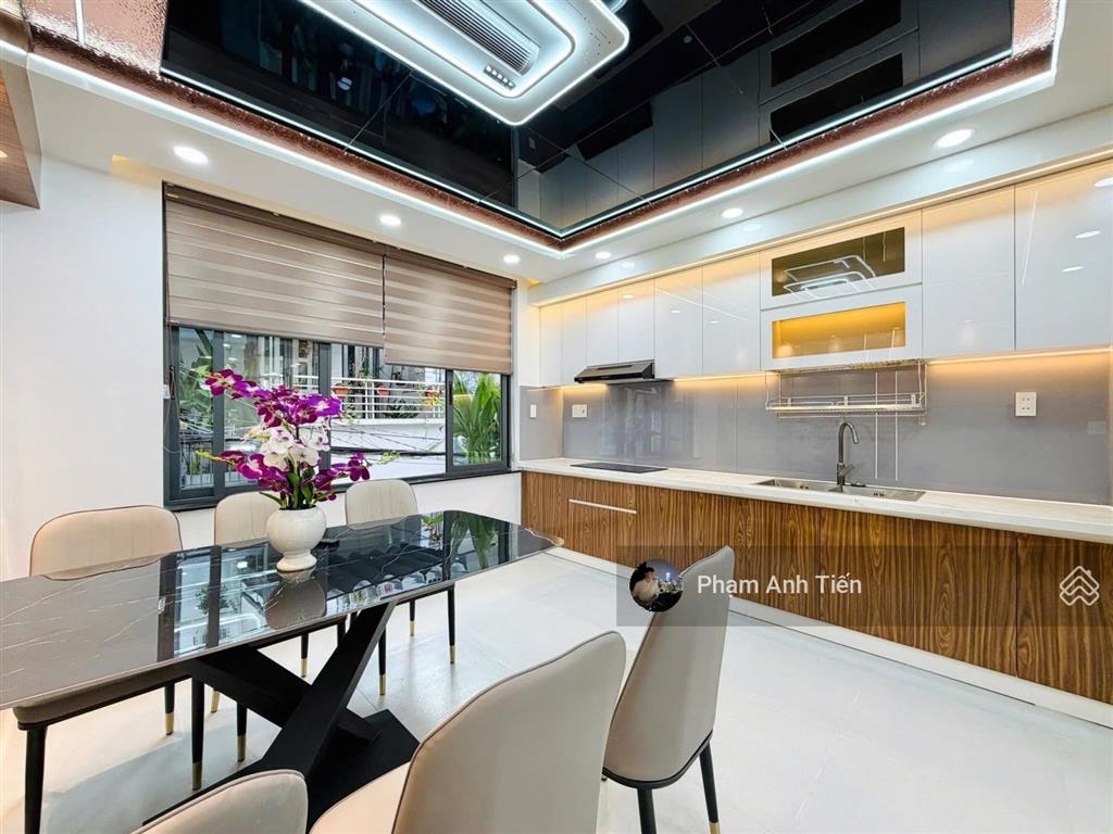 Siêu phẩm chân dài, đang cho thuê 24tr. đường trần quýq.11, giá 2tỷ299/77m2. gần bệnh viện chợ rẫy