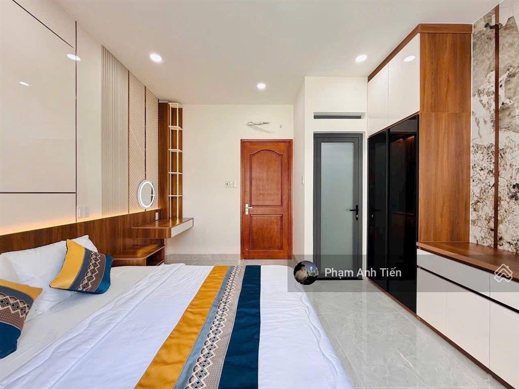 Siêu phẩm chân dài, đang cho thuê 24tr. đường trần quýq.11, giá 2tỷ299/77m2. gần bệnh viện chợ rẫy
