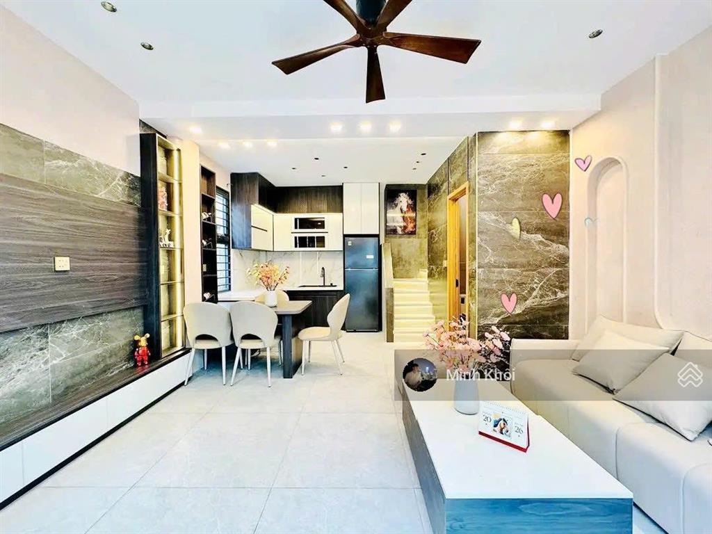 3 tỷ 250/80,7m2 sở hữu nhà tô hiến thành  q.10 gần siêu thị go. có hợp đồng thuê 18tr/th