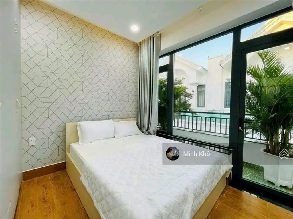 Giảm giá cho 83.5m2, ngô văn năm  quận 1, gần cầu ba son. đang cho thuê 35 triệu/tháng