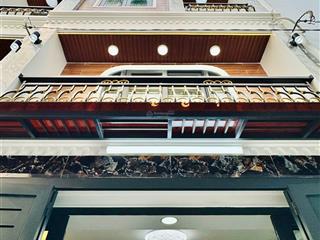 Chỉ 3tỷ950 sở hữu nhà mặt phố 82,5m2 trần phúp7quận 5, gần vòng xoay trần phú, cho thuê 19tr/th