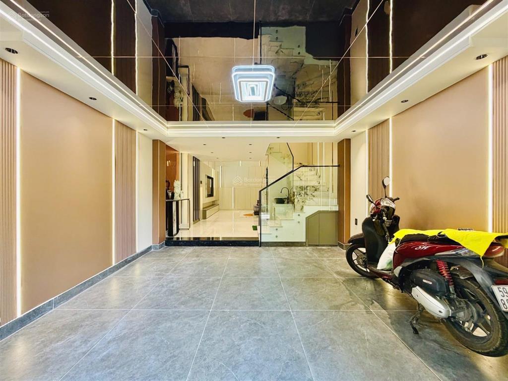 Nhà 1 đời chủ cần bán đường diên hồng, bình thạnh  dt 75m2. hẻm 6m xe hơi vi vu