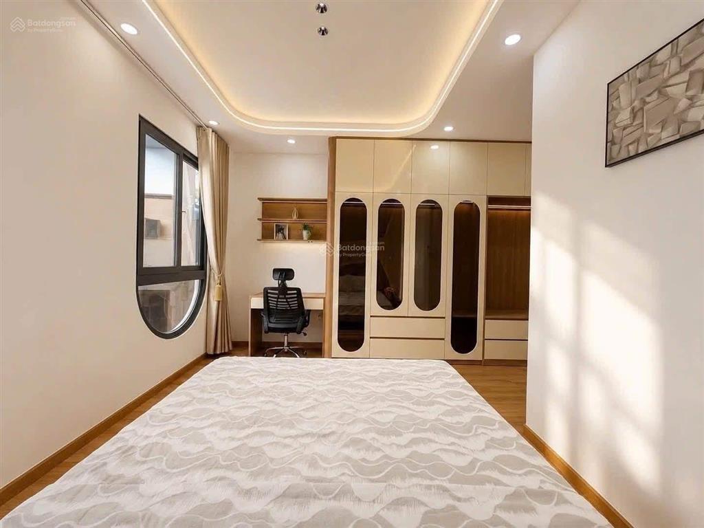 Chính chủ bán nhà huỳnh văn bánh, phú nhuận  giá 6 tỷ 020 / dt 60m2. sổ sẵn. hẻm 1 sẹc rộng 6m
