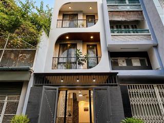 Bán nhà mới xây đúc btct đường âu dương lân, q8  4,5mx16m. đường 6m xe hơi