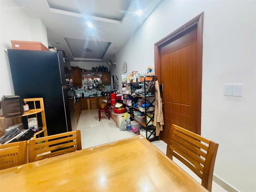 Chú phước về hưu cần bán nhà 1 đời chủ ngay tô hiến thành, q10  dt 80m2. sổ sẵn