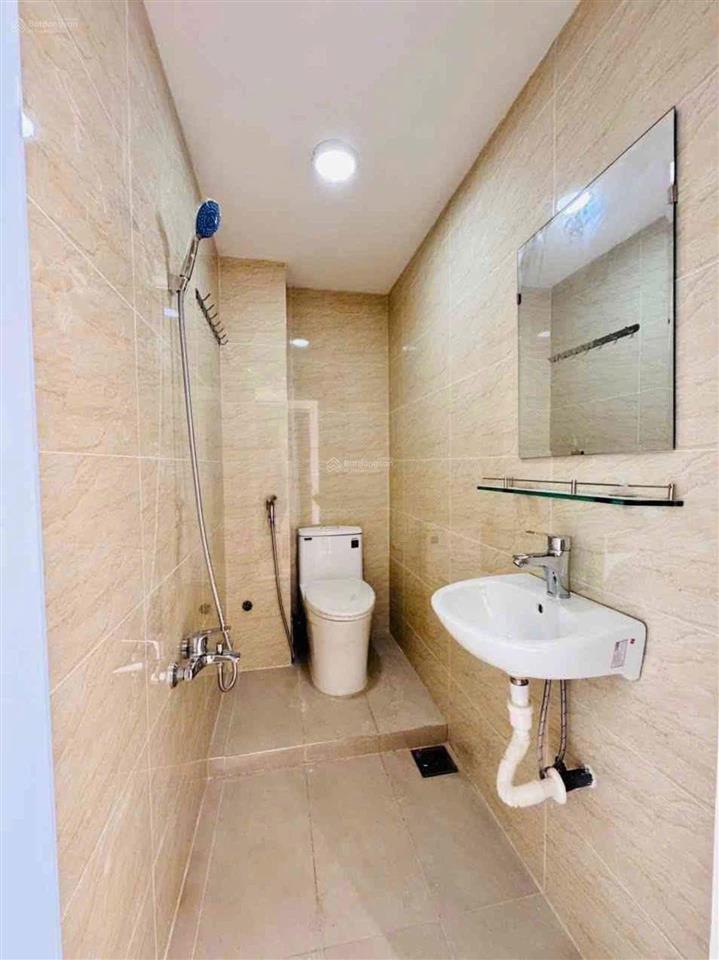Hẻm xe tăng cực rộng ngay hòa hưng, q10  giá 6 tỷ 250 / dt 60m2 công nhận đủ. sổ riêng