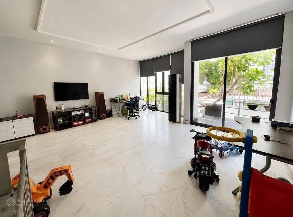Bấm bụng bán căn nhà tâm huyết ngay đường số 3, cư xá lữ gia, q11  dt 120m2