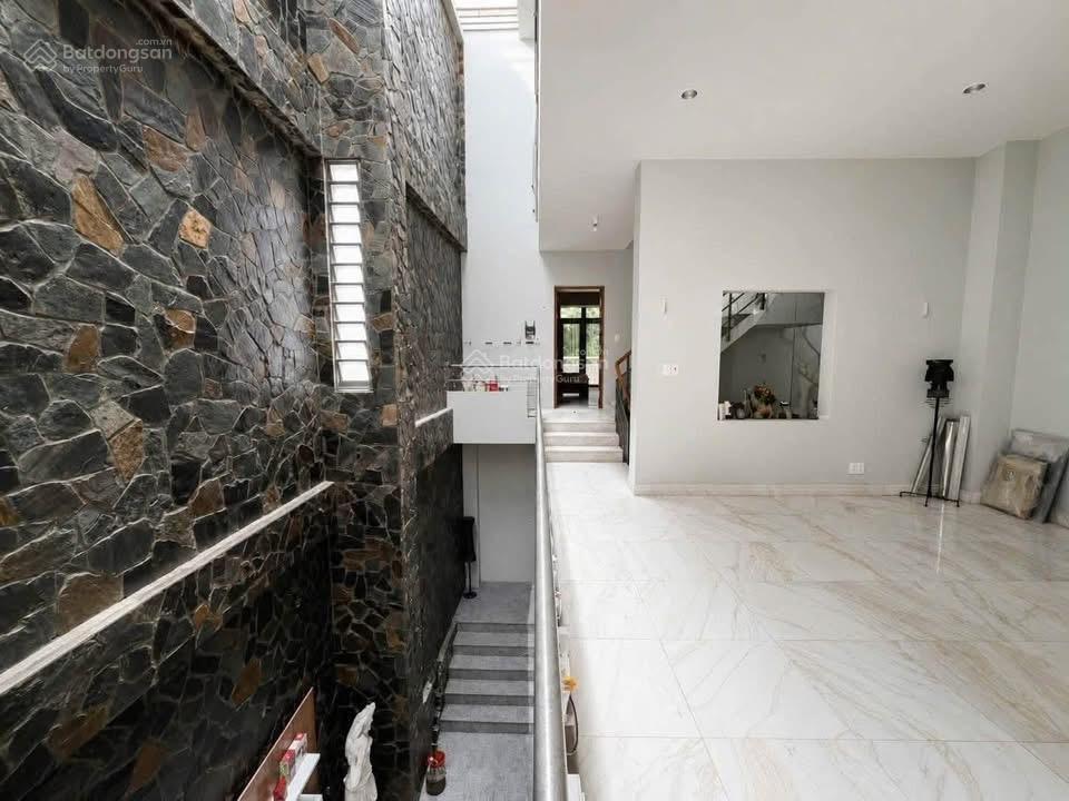 Bấm bụng bán căn nhà tâm huyết ngay đường số 3, cư xá lữ gia, q11  dt 120m2