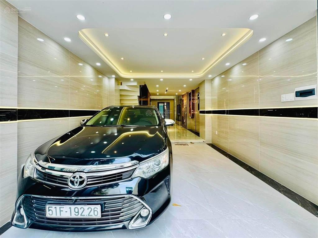 Sát siêu thị gigamall 1 phút đường số 18  giá bao công chứng 4 tỷ 790 / dt 80m2. sổ sách sẵn