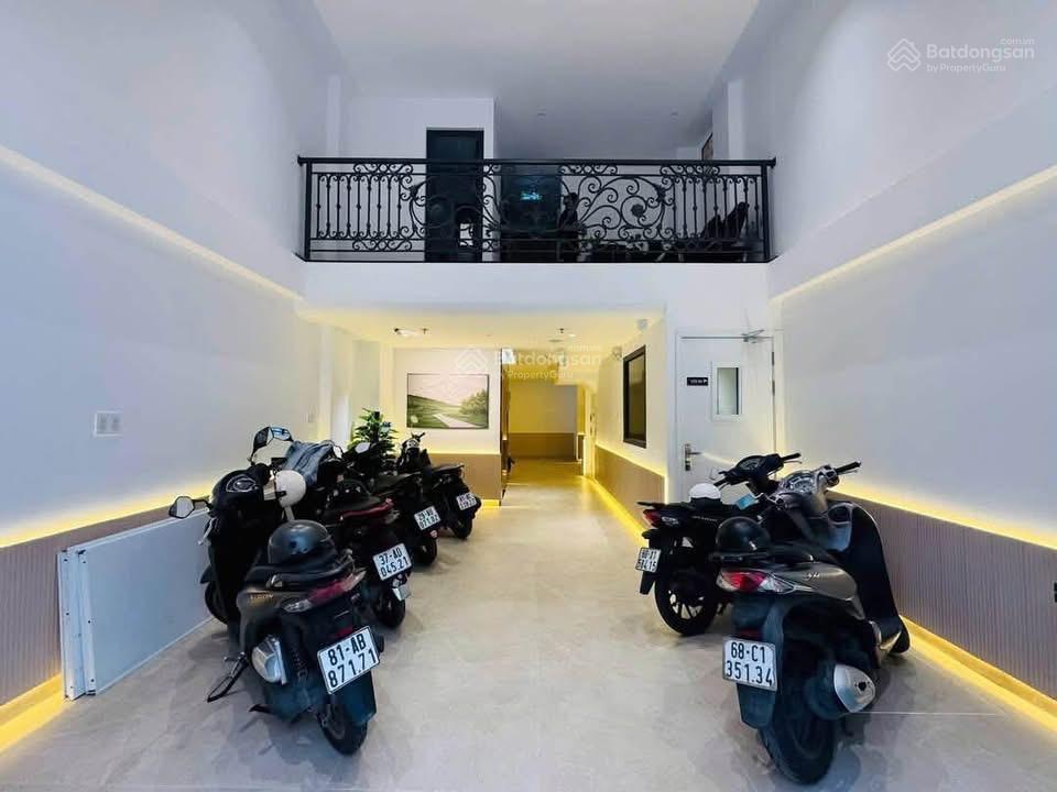 Bán chdv dòng tiền 30tr/tháng đường bàn cờ, q3  giá 5 tỷ 090 / dt 75m2. sổ riêng chính chủ