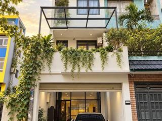 Ngay cư xá đô thành, quận 3  giá 5 tỷ 090 / ngang 4,5m x dài 18m. sổ sẵn. xe hơi trong nhà