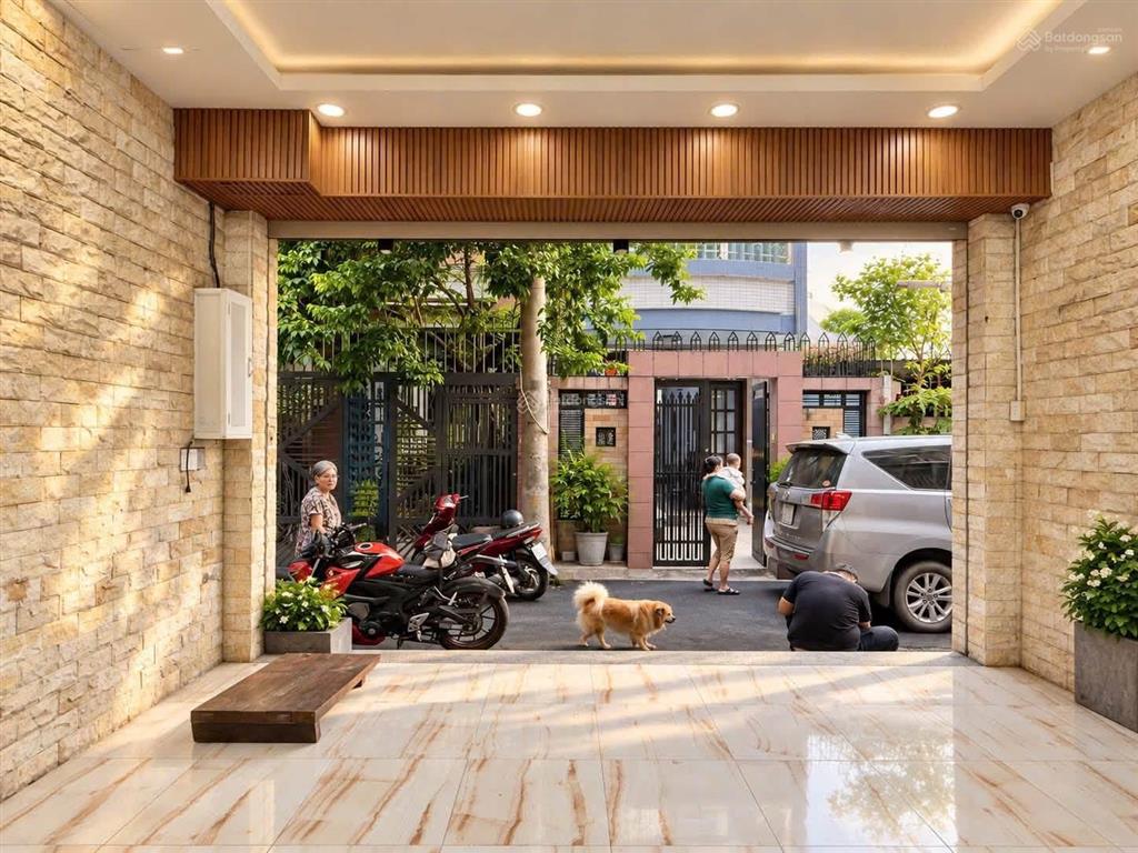 Sát giá thị trường / 88m2 công nhận đủ trên sổ. đường lý thái tổ hẻm 1 sẹc rộng 6m xe hơi