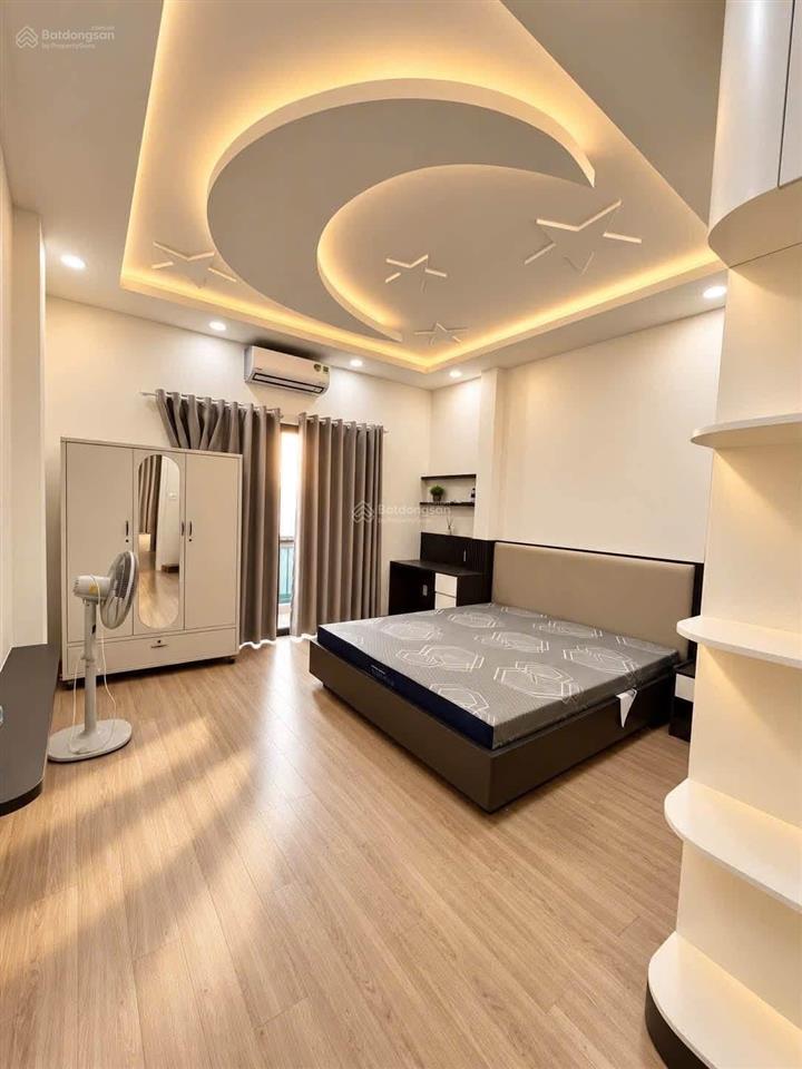 Nhà hẻm xe tăng 8m đường nguyễn trọng tuyển  ngang 4m x dài 20m. sổ hồng riêng