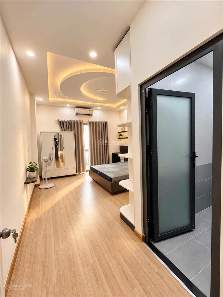 Nhà hẻm xe tăng 8m đường nguyễn trọng tuyển  ngang 4m x dài 20m. sổ hồng riêng