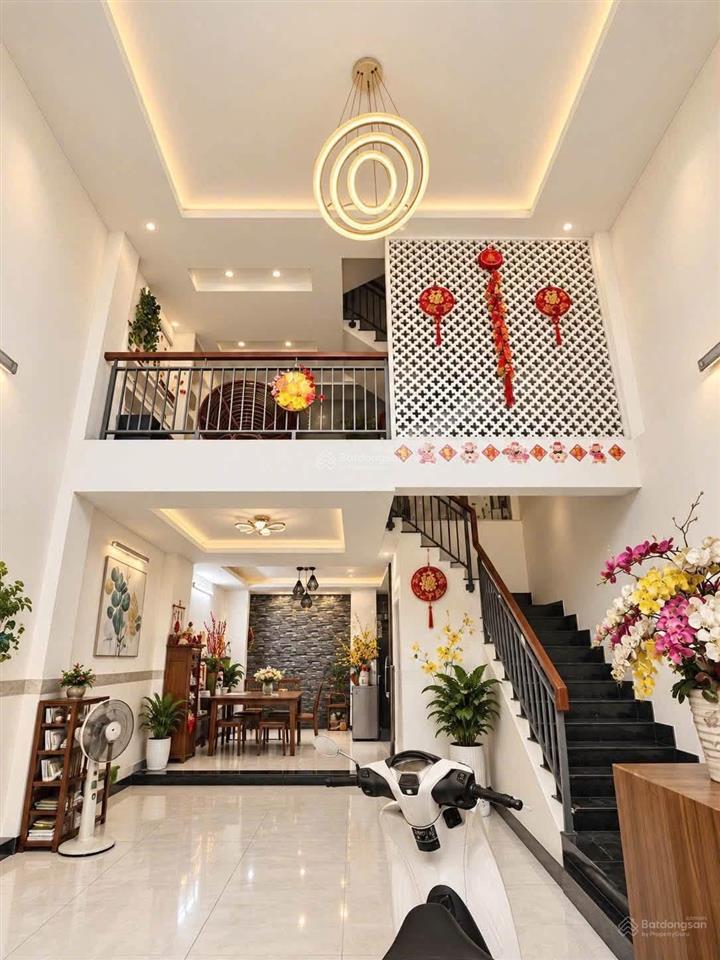 Giá chốt 4 tỷ 290 / dt 75m2 công nhận đủ đường minh phụng, q6  đường trước nhà 6m xe hơi tận cửa