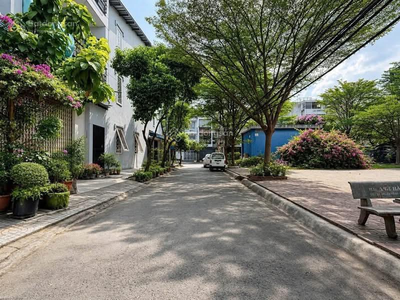 Chính chủ bán nhà đường bùi văn ba, q7  giá chốt 3 tỷ 880 / dt 60m2 công nhận đủ. hẻm xe hơi 6m