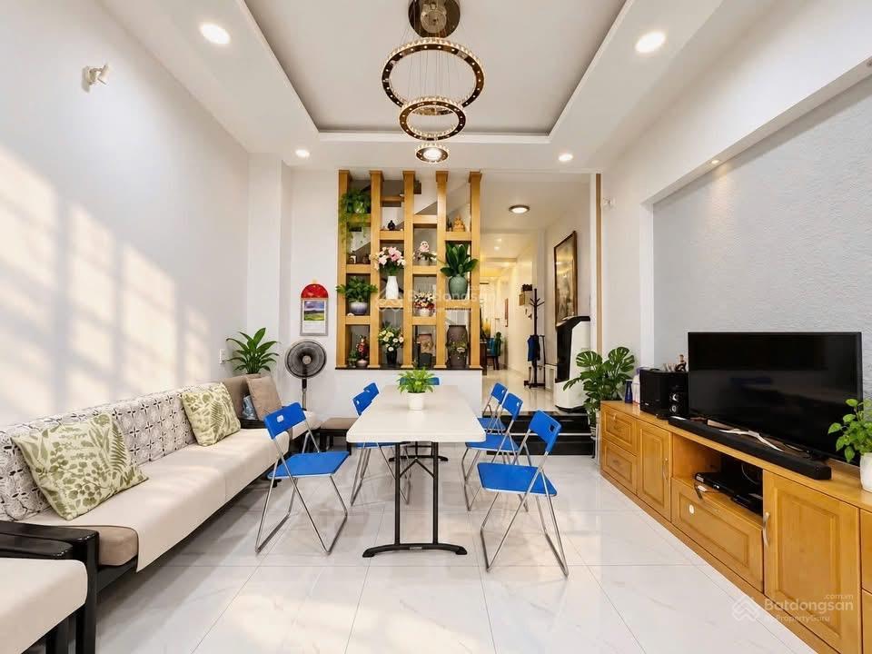 Nhu cầu bán thật nên để lại giá tốt chỉ 2 tỷ 980 / dt 70m2 công nhận đủ. đường gò dưa, thủ đức