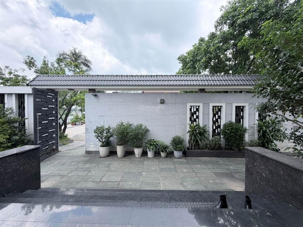 Bán nhà siêu hot tại tam bình, 220m2, 5pn, 6wc, 2 tầng