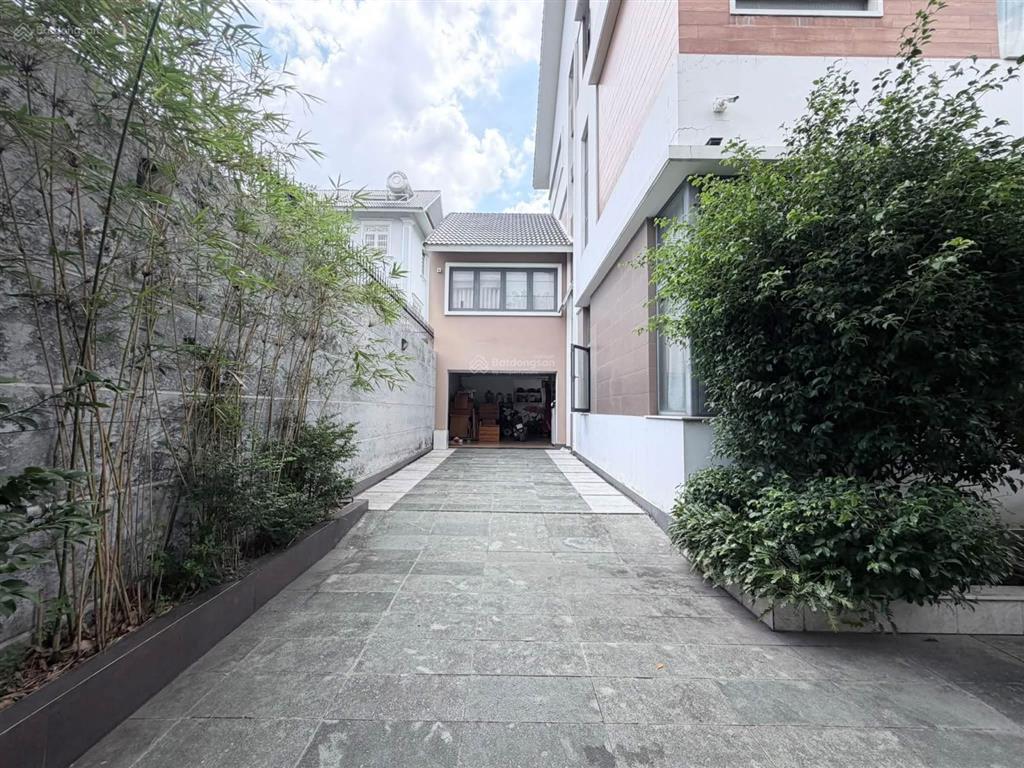 Bán nhà siêu hot tại tam bình, 220m2, 5pn, 6wc, 2 tầng