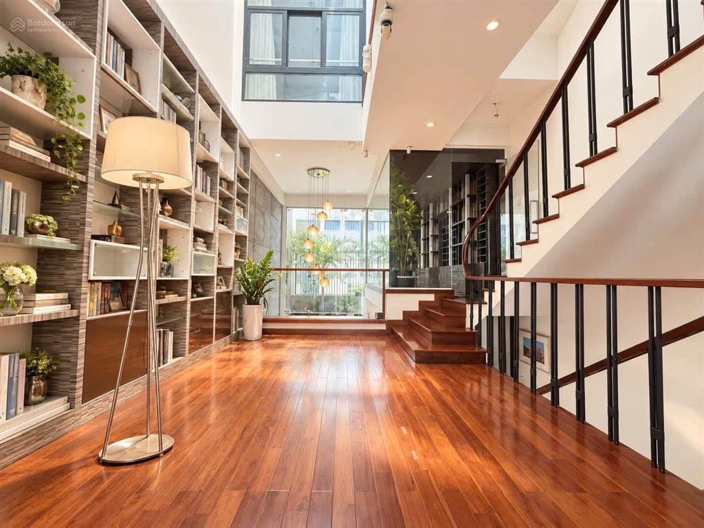 Chính chủ cần bán nhà nguyễn xí, bình thạnh  dt 75m2 công nhận đủ. đường 6m