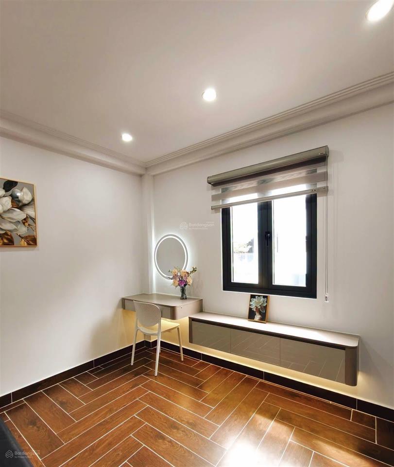 Bán nhà đẹp xuất sắc tại huỳnh tấn phát, 90m2