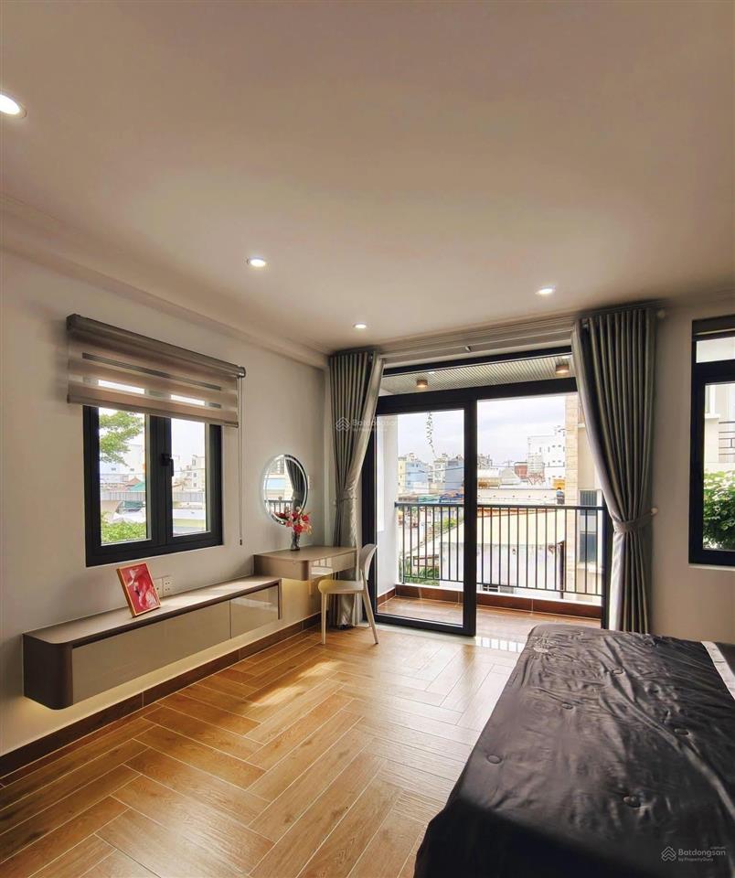 Bán nhà đẹp xuất sắc tại huỳnh tấn phát, 90m2