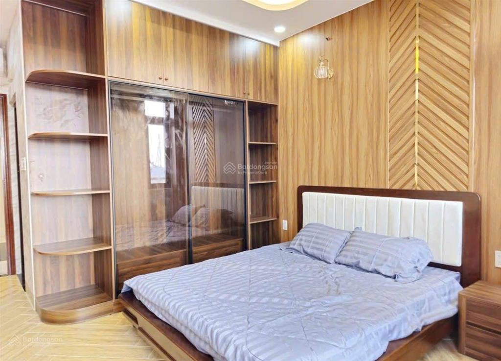 5tỷ320 sở hữu nhà thang máy 4 lầu 67.2m2 ngay trung tâm thạch thị thanh  quận 1. gần cv lê văn tám