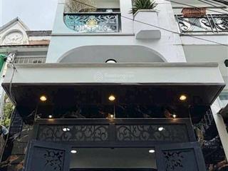 Siêu phẩm 5tỷ250 đường lý văn phức  quận 1. dt 68,8m2 thuê 28tr. gần công viên lê văn tám