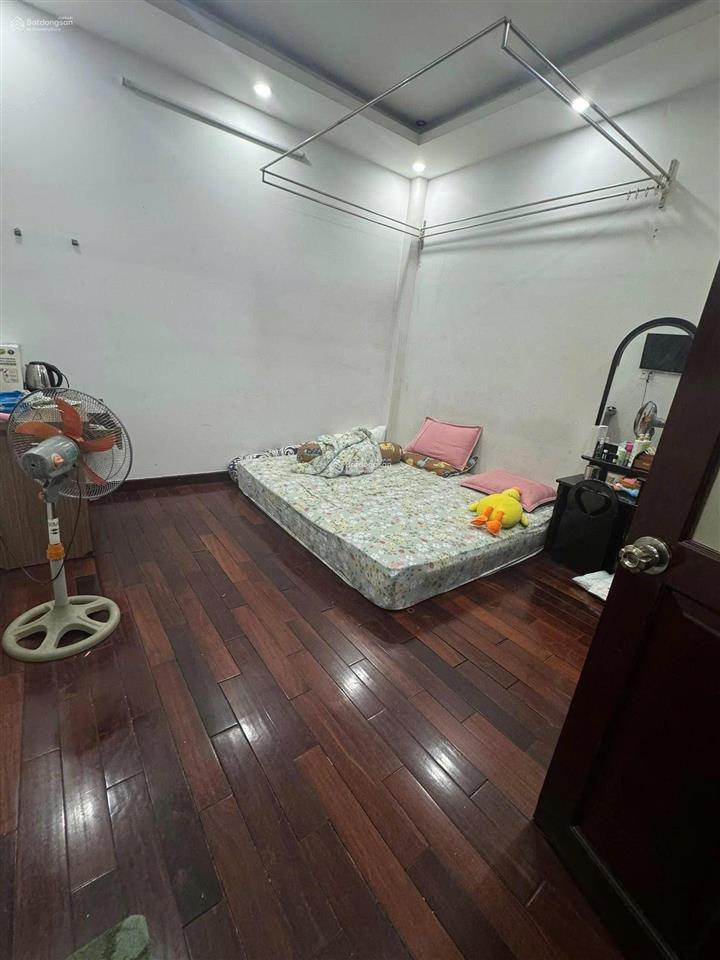 Xoay vốn bán gấp nhà giá 5tỷ050/76,5m2 đường trần khắc chân, tân định, quận 1 nhà cho thuê 33tr/th