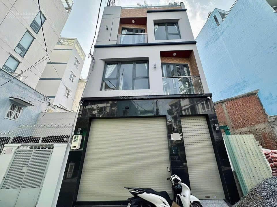 Cần tiền xoay vốn bán nhà giá 2tỷ850/68m2 mai xuân thưởng, p11, bình thạnh gần chợ phan văn trị