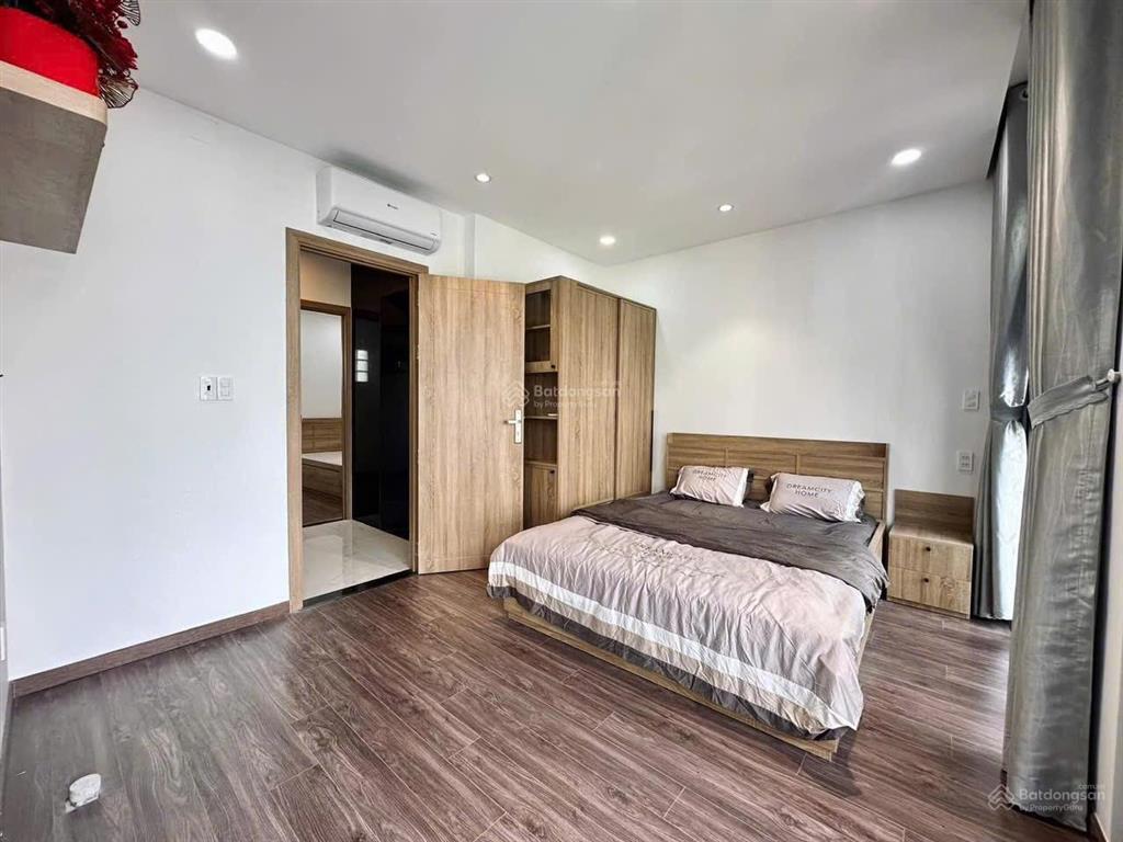 Cần tiền xoay vốn bán nhà giá 2tỷ850/68m2 mai xuân thưởng, p11, bình thạnh gần chợ phan văn trị