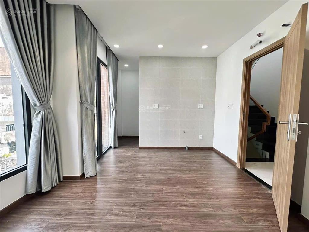 Cần tiền xoay vốn bán nhà giá 2tỷ850/68m2 mai xuân thưởng, p11, bình thạnh gần chợ phan văn trị