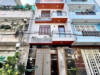 Tôi cần bán gấp nhà 72m2/4tỷ380 nguyễn văn thủquận 1. gần đại học kinh tế ueh, hiện cho thuê 23tr