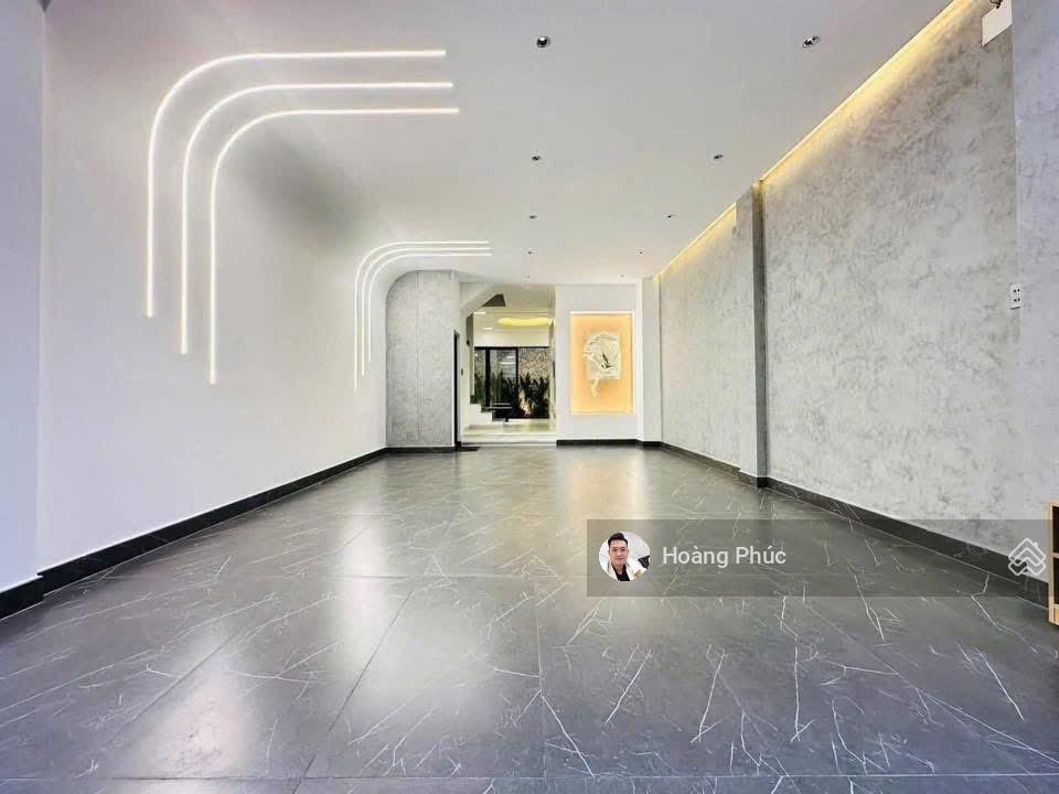 Khu vực kinh doanh, nguyễn hữu cầu ngay chợ tân định, giá 6tỷ200/74m2 3pn 4nvs, xem nhà trực tiếp